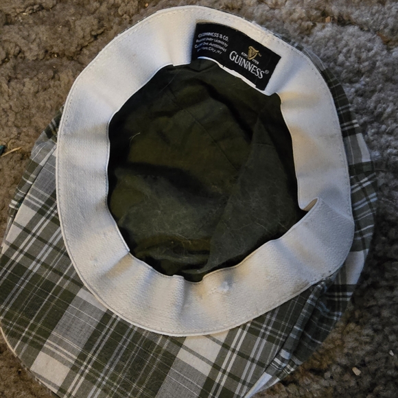 Guinness Green and White Plaid Newsboy Cap - Picture 2 of 2